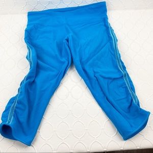 LuLuLemon Athletica Cropped Leggings Ruched Side 8